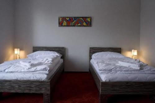 Hotel Olympia Kopřivnice Buitenkant foto